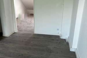 Modernisierte 4-Zimmer-Eigentumswohnung in zentraler Lage von Dortmund-Hafen - sofort verfügbar – Lagerhausstr. 27, 44147 Hafen, Dortmund – Vorschaubild 8