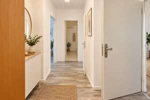 Helle 2-Zimmer-Wohnung mit offener Küche und Balkon – 60385 Bornheim, Frankfurt am Main – Vorschaubild 9