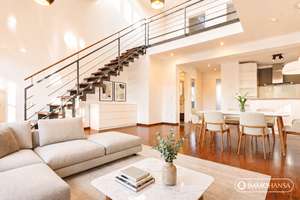 Licht, Lage, Lebensgefühl – moderne Maisonettewohnung in den Elbvororten, sofort bezugsbereit – Die vollständige Adresse der Immobilie erhältst du vom Anbieter., 22589 Sülldorf, Hamburg – Vorschaubild 1