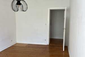Charmante 3-Zimmer-Wohnung mit Balkon in ruhiger, zentraler Lage in Lichterfelde-West – Undinestraße 11, 12203 Berlin – Vorschaubild 12