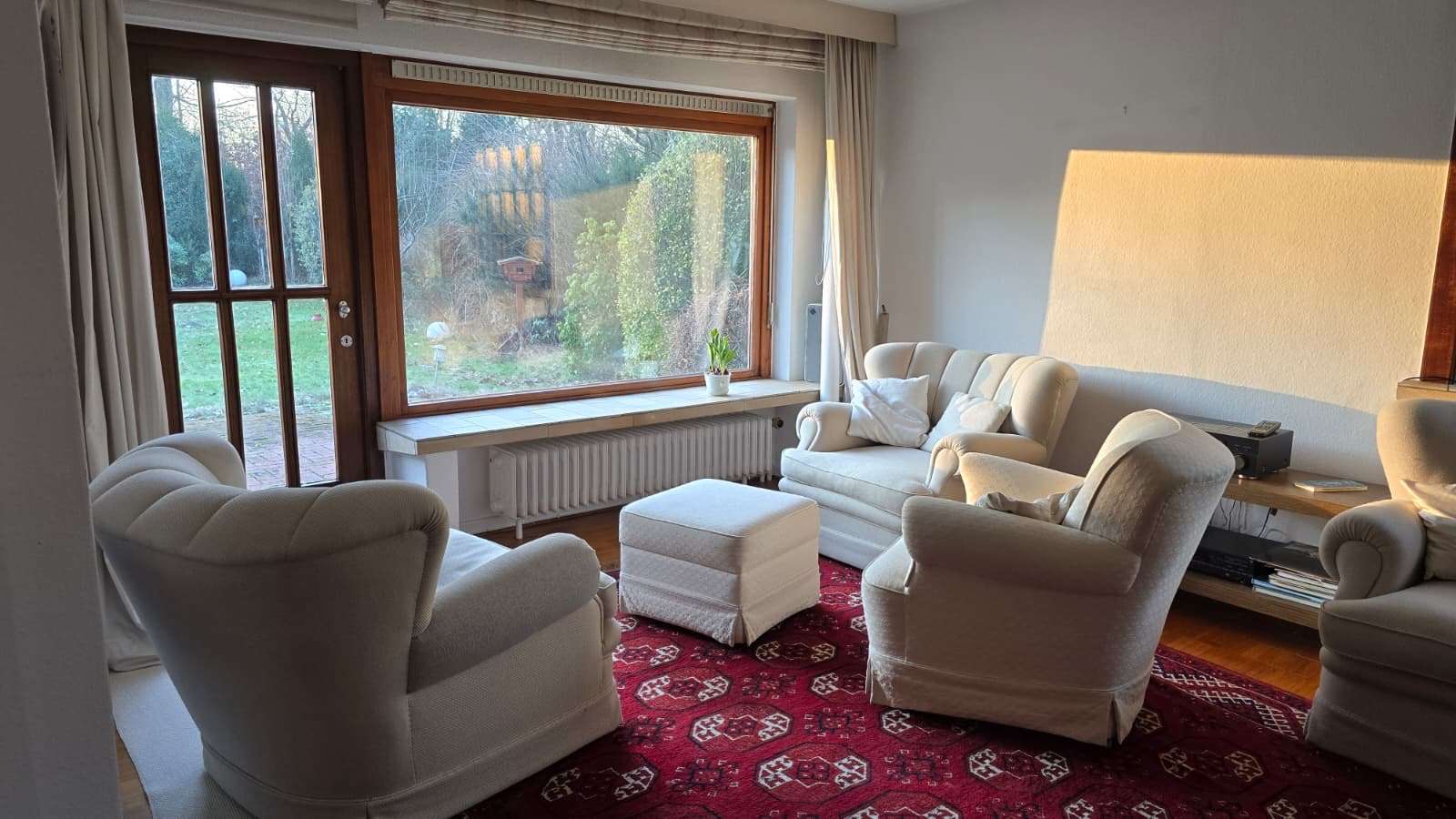 Immobilie in Büdelsdorf - Besonders familiengerechtes, charmantes Einfamilienhaus mit Doppelgarage und tollem Garten! - Bild 6