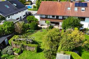 Ihr neues Domizil!
Große DHH mit bezauberndem Garten, Terrasse und Balkon in beliebter Lage/Baldham – Die vollständige Adresse der Immobilie erhältst du vom Anbieter., 85598 Vaterstetten – Vorschaubild 2