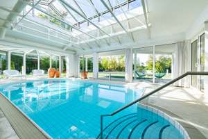 EXKLUSIVE PREMIUM-VILLA IN BESTLAGE ! BURGBLICK - HALLENBAD - TIEFGARAGE - SPA - – Schweitzerstraße 7, 84489 Burghausen – Vorschaubild 9