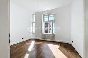 Eleganz trifft Moderne – 3-Zimmer-Altbau mit Loggia frisch saniert. – Detmolder Str. 66, 10715 Wilmersdorf, Berlin – Vorschaubild 25