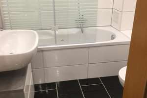 Tolle Helle Wohnung im Penthouse-Stil 3-Zimmer-Wohnung mit Balkon in Düsseldorf-Rath – Am Gatherhof 4, 40472 Rath, Düsseldorf – Vorschaubild 7
