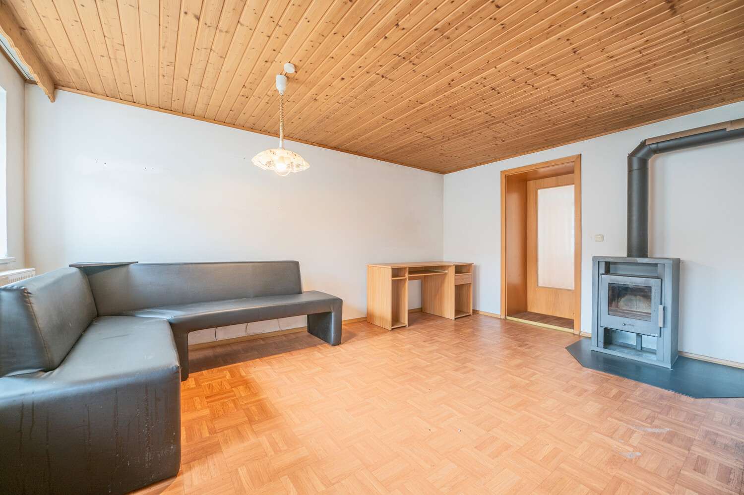 Immobilie in Pfarrkirchen - Großzügige Doppelhaushälfte mit Ausbaupotential und Werkstatt - Bild 4