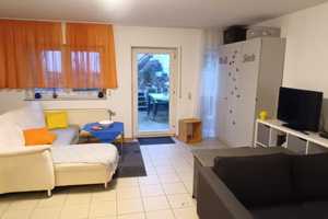 Gepflegtes 10-Zimmer-Haus mit Einbauküchen im 1.+2. OG in Oststadt, Karlsruhe – Dunantstr. 4d, 76131 Karlsruhe – Vorschaubild 6