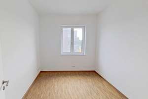 Modernes Wohnen in Kronsrode: Geräumige 4-Zimmer-Wohnung mit EINBAUKÜCHE – Christine-Hardt-Straße 17, 30539 Bemerode, Hannover – Vorschaubild 18