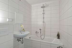 Für Sportbegeisterte - hübsche Wohnung mit Einbauküche – Johannes-Göderitz-Straße 74, 39130 Neu Olvenstedt, Magdeburg – Vorschaubild 6