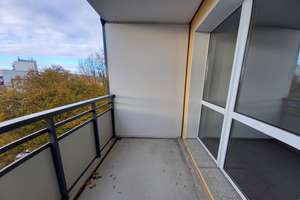 Wir renovieren für Sie! Großer Balkon! Küche und Bad mit Fenster! – Kipsdorfer Str. 129, 1277 Tolkewitz/Seidnitz-Nord, Dresden – Vorschaubild 5