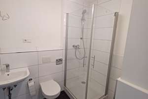 Helle 2-Zimmer-Wohnung mit Balkon im 2. OG in Köln - provisionsfrei – Auf dem Streitacker 24, 51149 Gremberghoven, Köln – Vorschaubild 3
