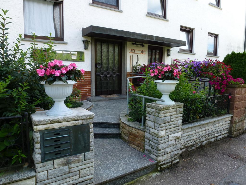StuttgartMöhringen 3 Zimmer Wohnung mit Garten und Terrasse zu vermieten