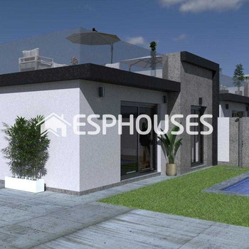 Freistehende Villa mit Pool in Balsicas