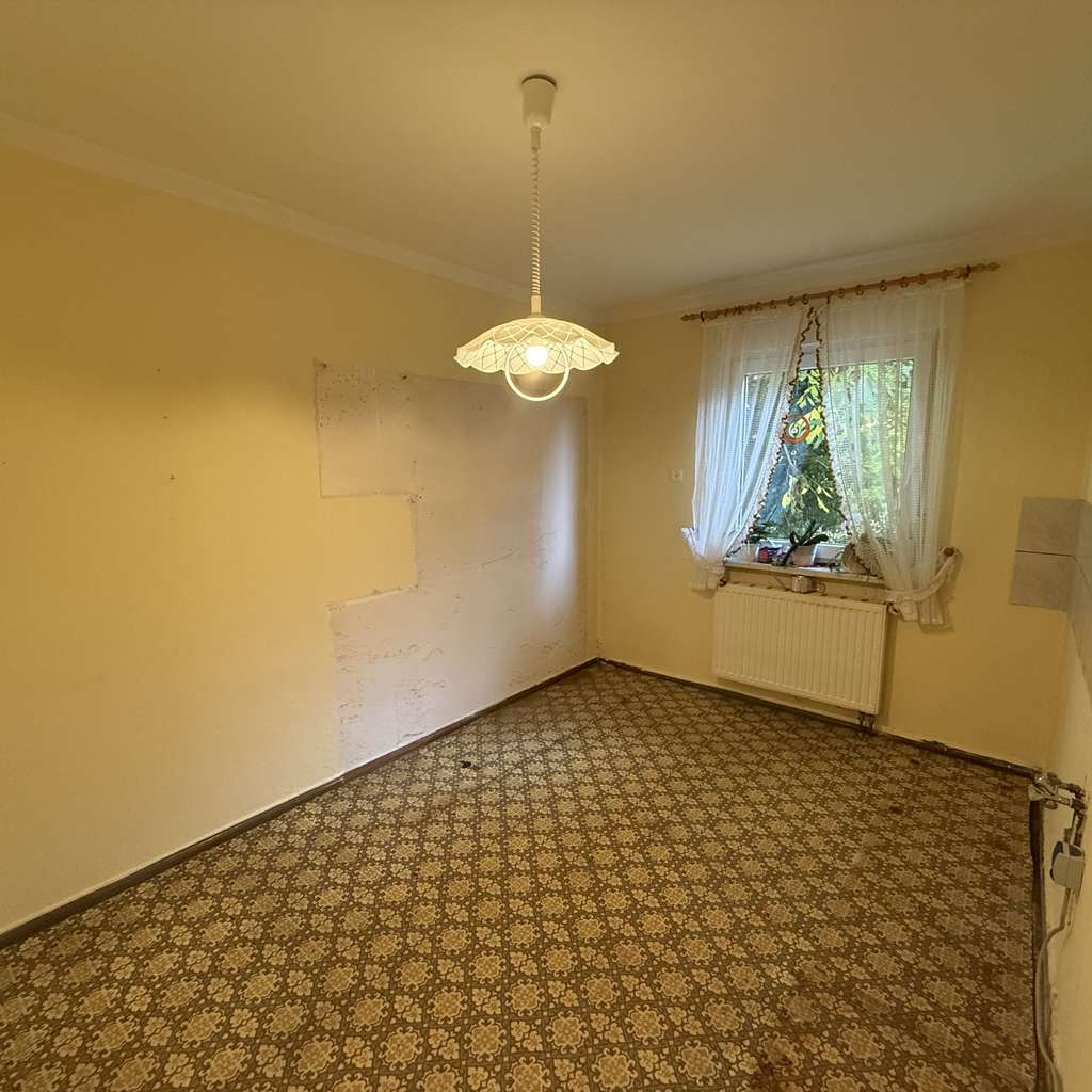 Immobilie in Markranstädt - Charmante Doppelhaushälfte mit großem Grundstück in ruhiger Lage von Großlehna - Bild 2