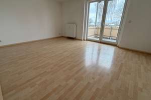 TOP Wohnlage mit Süd-Balkon am Wohnzi. !! – Sachsenring 41, 9127 Gablenz, Chemnitz – Vorschaubild 1