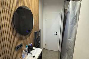 Möbliertes WG Zimmer in modernisierter Wohnung in Nürnberg – Bärenschanzstraße 83, 90429 Bärenschanze, Nürnberg – Vorschaubild 2