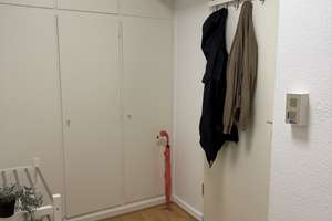 Vollmöblierte schöne 3-Zimmer-Wohnung mit Balkon, zentral gelegen – 52070 Hansemannplatz, Aachen – Vorschaubild 3