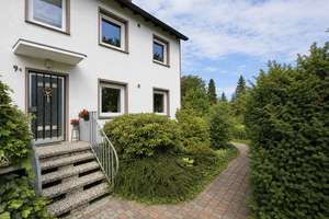 Nähe Mittellandkanal & MHH: Schöne und gepflegte 3-Zi.-Wohnung mit sonnigem Balkon + Garage – Die vollständige Adresse der Immobilie erhältst du vom Anbieter., 30627 Groß-Buchholz, Hannover – Vorschaubild 13