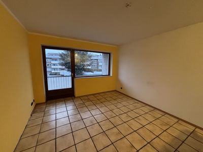 feine Wohnung ab sofort