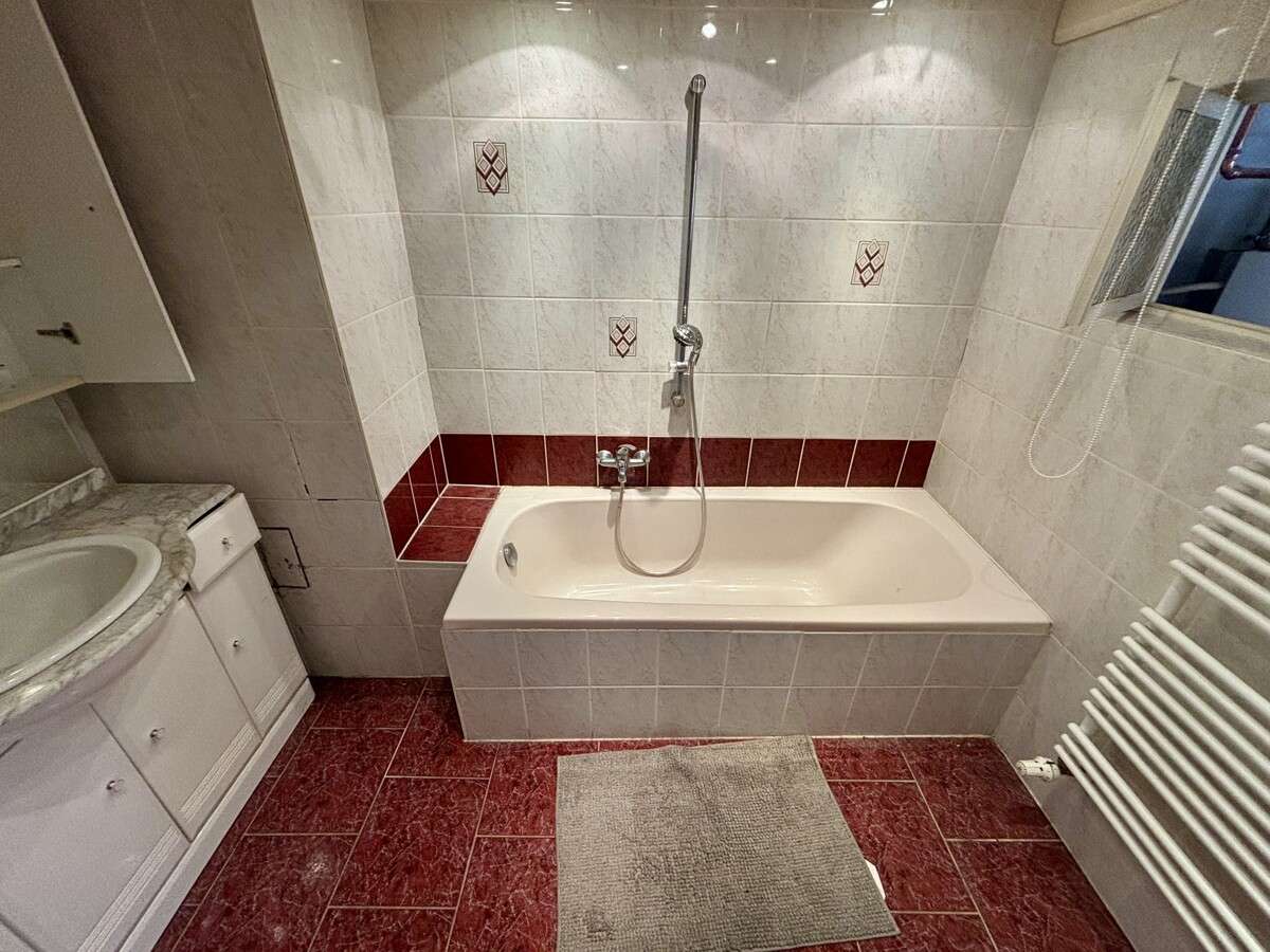 Immobilie in Seifhennersdorf - Großes Wohnhaus mit Ausbaureserven und Nebengelass - Bild 5