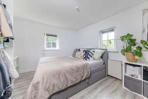 Property thumbnail 12