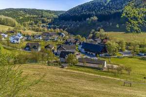 Energieeffizienz A+ trifft Lebensqualität – Wohnen, Vermieten und Golfen im Herzen des Sauerlands – Die vollständige Adresse der Immobilie erhältst du vom Anbieter., 57392 Schmallenberg – Vorschaubild 9