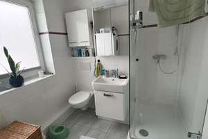 Gepflegte 3,5-Zimmer-Wohnung mit Balkon, Einbauküche, Aufzug & Stellplatz – Die vollständige Adresse der Immobilie erhältst du vom Anbieter., 28329 Gartenstadt Vahr, Bremen – Vorschaubild 5