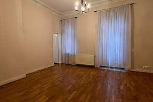 Klassische  4  Zimmer-Altbauwohnung / 2 Bäder  +  Gäste -WC /  Aufzug/  großer Balkon – Die vollständige Adresse der Immobilie erhältst du vom Anbieter., 65185 Mitte, Wiesbaden – Vorschaubild 9