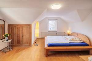 Möbliert: Charmante Wohnung in grüner Wohnlage – Die vollständige Adresse der Immobilie erhältst du vom Anbieter., 81245 Neupasing, München – Vorschaubild 3