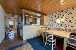Wohnen mit Weitblick: Einfamilienhaus mit Einliegerwohnung in Knüllwald! Keine Käuferprovision! – Knüllweg 6, 34593 Knüllwald – Vorschaubild 4