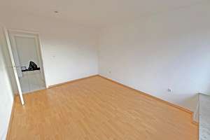 Helle 2-Zimmerwohnung mit Balkon im Zentrum von Duisburg - mit Einbauküche! – Poststraße 36, 47051 Altstadt, Duisburg – Vorschaubild 6