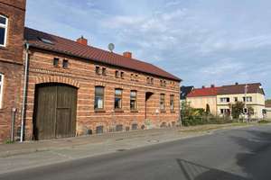 +++ Saniertes Zweifamilienhaus mit Sauna und Peenezugang in bester Stadtlage von 17139 Malchin – Die vollständige Adresse der Immobilie erhältst du vom Anbieter., 17139 Malchin – Vorschaubild 17