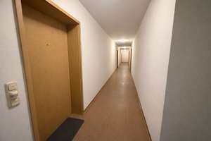 🏡 Kapitalanlage mit Potenzial – 1-Zimmer-Wohnung mit Balkon & Stellplatz in Regensburg – Die vollständige Adresse der Immobilie erhältst du vom Anbieter., 93049 Westenviertel, Regensburg – Vorschaubild 4