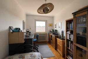 Wohnen in beliebter Familienlage – Doppelhaushälfte am Ende einer Sackgasse – Die vollständige Adresse der Immobilie erhältst du vom Anbieter., 53125 Ückesdorf, Bonn – Vorschaubild 11