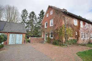 Doppelhaushälfte mit viel Platz für die große Familie – Die vollständige Adresse der Immobilie erhältst du vom Anbieter., 26125 Ohmstede, Oldenburg (Oldenburg) – Vorschaubild 2