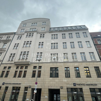 Top Büroflächen in Mitte nahe der Spree!