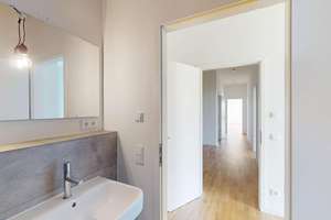 Traumhaftes 4-Zimmer-Penthouse mit Balkon, Küche und TG-Stellplatz – Georg-Hermann-Allee 126 126, 14469 Bornstedt, Potsdam – Vorschaubild 24