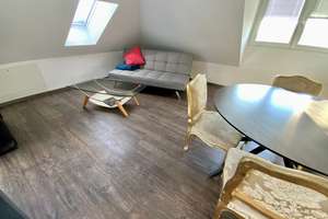 Möblierte  2,5 Zi. -Kuschlige Dachgeschoss-Oase mit Loggia in Ingolstadt Süd Ringsee – Geisenfelder Straße 21a, 85053 Südost, Ingolstadt – Vorschaubild 7