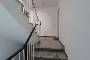 Hübsches Sechsfamilienhaus mit Gewerbeeinheit, Garagen und Garten – Die vollständige Adresse der Immobilie erhältst du vom Anbieter., 40880 Tiefenbroich, Ratingen – Vorschaubild 7