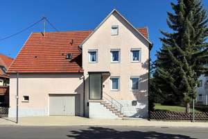 Einfamilienhaus mit Scheune in zentraler Lage von Mössingen – Die vollständige Adresse der Immobilie erhältst du vom Anbieter., 72116 Mössingen – Vorschaubild 2