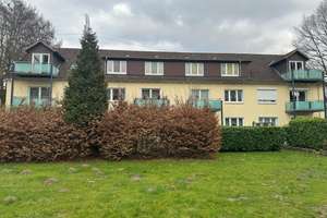 Gemütliche 2,5‑Zimmer‑Erdgeschosswohnung mit Terrasse, voll möbliert und Garage
