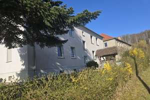 Gepflegtes Mehrfamilienhaus | 4 WE | voll vermietet | ruhige Lage | solide Rendite bei Zeitz – Naumburger Straße 8, 6712 Zeitz – Vorschaubild 3
