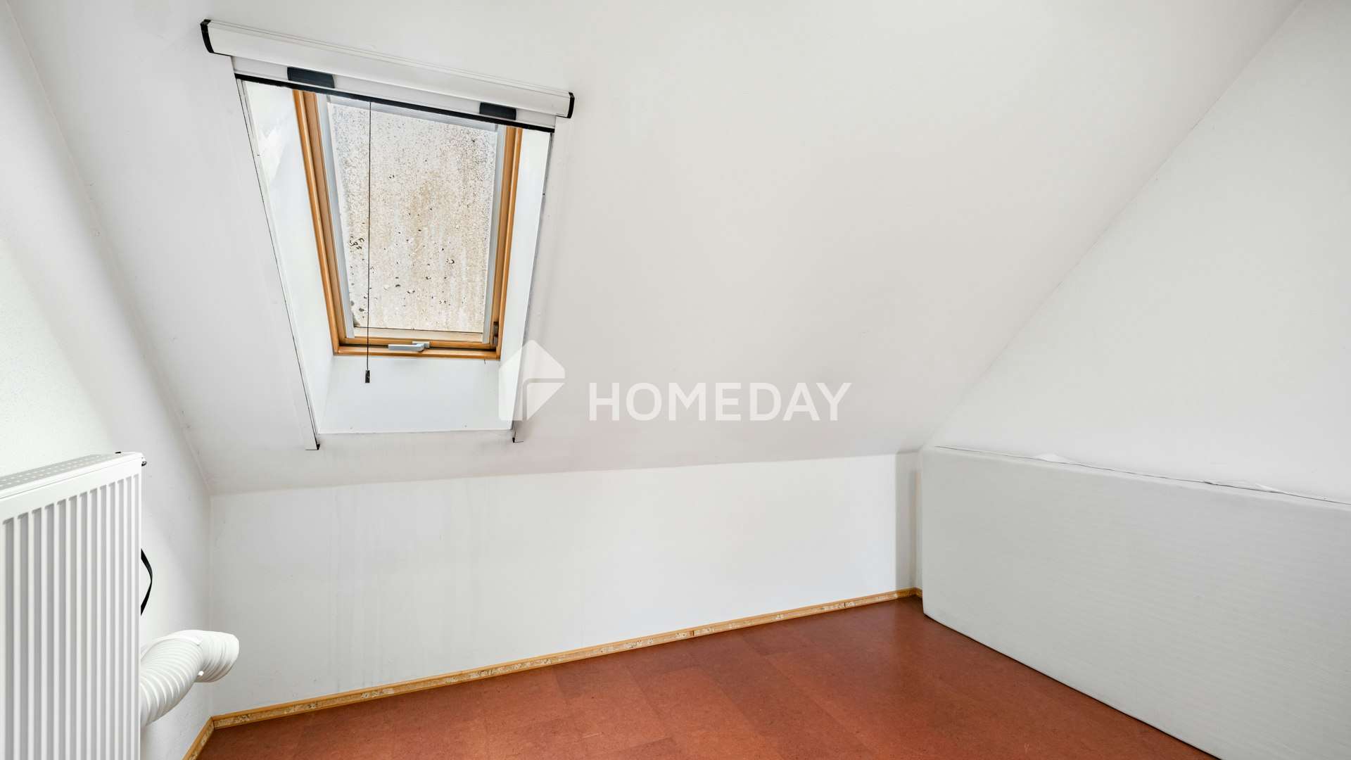 Immobilie in Siegenburg - Stilvoll wohnen auf zwei Ebenen – Maisonette mit Galerie, EBK und Doppelgarage
 - Bild 6