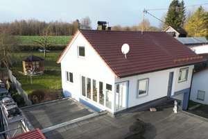 Einfamilienhaus in idyllischer Lage im Teilort von Nattheim – Die vollständige Adresse der Immobilie erhältst du vom Anbieter., 89564 Nattheim – Vorschaubild 1