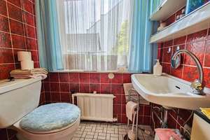 Einfamilienhaus mit großem Grundstück und Entwicklungspotenzial in Bonn-Beuel (Holzlar) – Die vollständige Adresse der Immobilie erhältst du vom Anbieter., 53229 Holzlar, Bonn – Vorschaubild 9