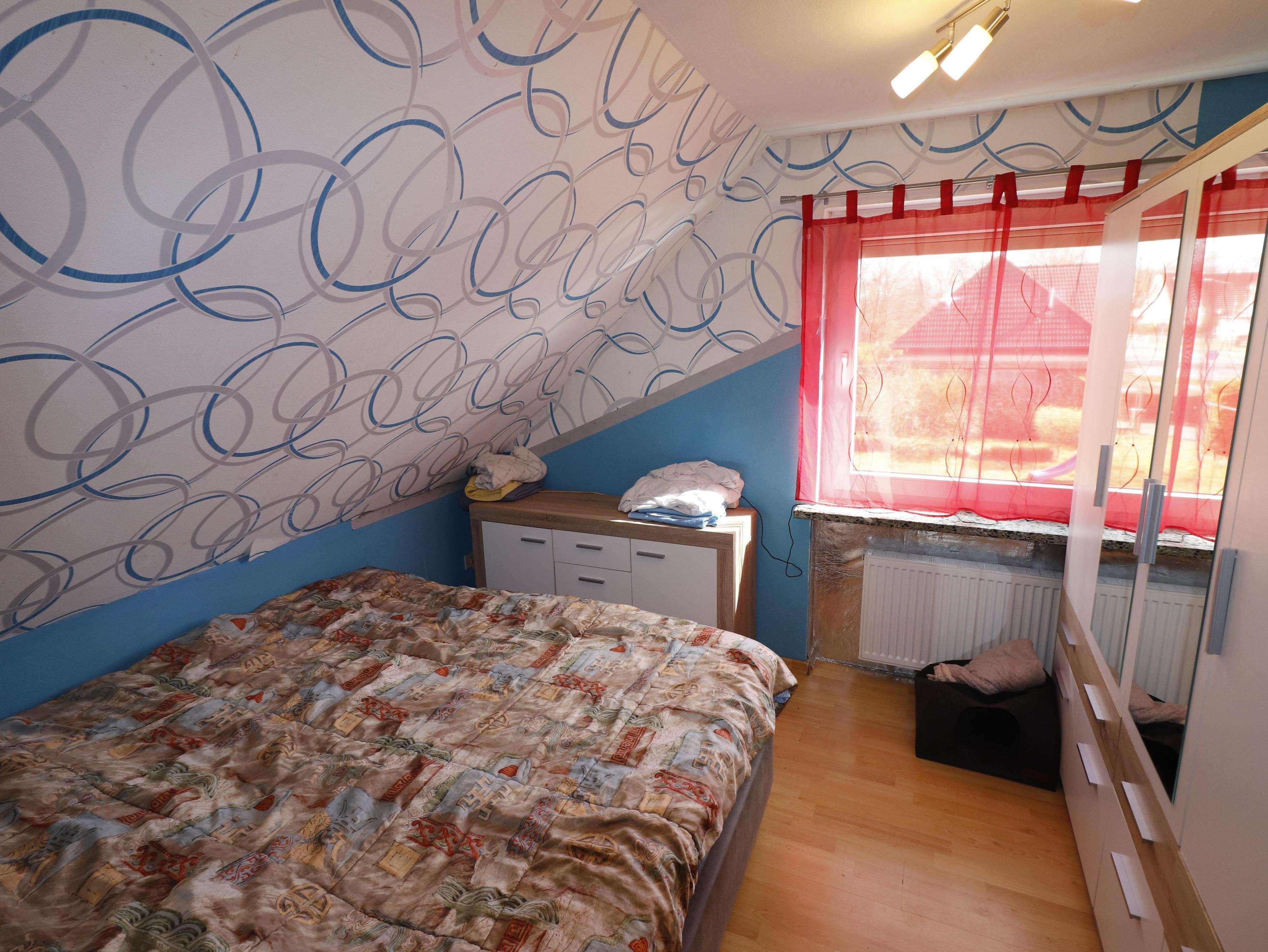 Immobilie in Saterland - Immobilie - zusätzliches Baugrundstück möglich - Bild 4