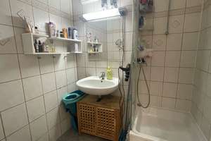 Großzügige 4 Zimmerwohnung mit Balkon und Stellplatz in gepflegter Anlage  – Wiener Weg 20, 50858 Junkersdorf, Köln – Vorschaubild 11