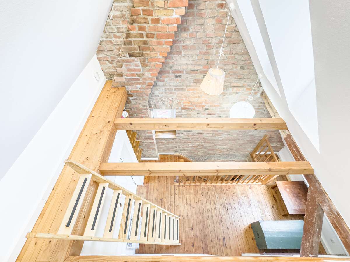 Immobilie in Groß Mohrdorf - Stilvoll & hochwertig saniertes Landhaus mit Wasserblick nähe Stralsund // 2WE // 317m² // PV-Anlage - Bild 23