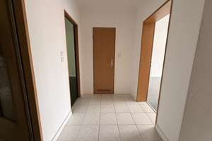 3-Zimmer-Wohnung mit Balkon und Wannenbad – An der Johanniskirche 10, 30629 Misburg-Nord, Hannover – Vorschaubild 2