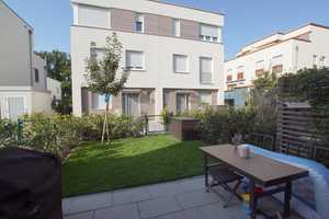 FRIEDRICHSDORF: Modernes Reihenmittelhaus mit Garten und Dachterrasse in ruhigem Wohngebiet! – Hochtaunuskreis – Vorschaubild 7